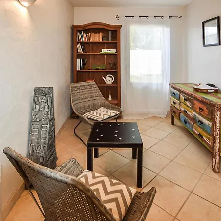 Amazing In Saturnin Les Avi With Private Swimming Pool, Be Inside Or Outside Saint-Saturnin-les-Avignon